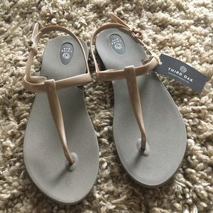 Third Oak Journey T strap sandal in taupe